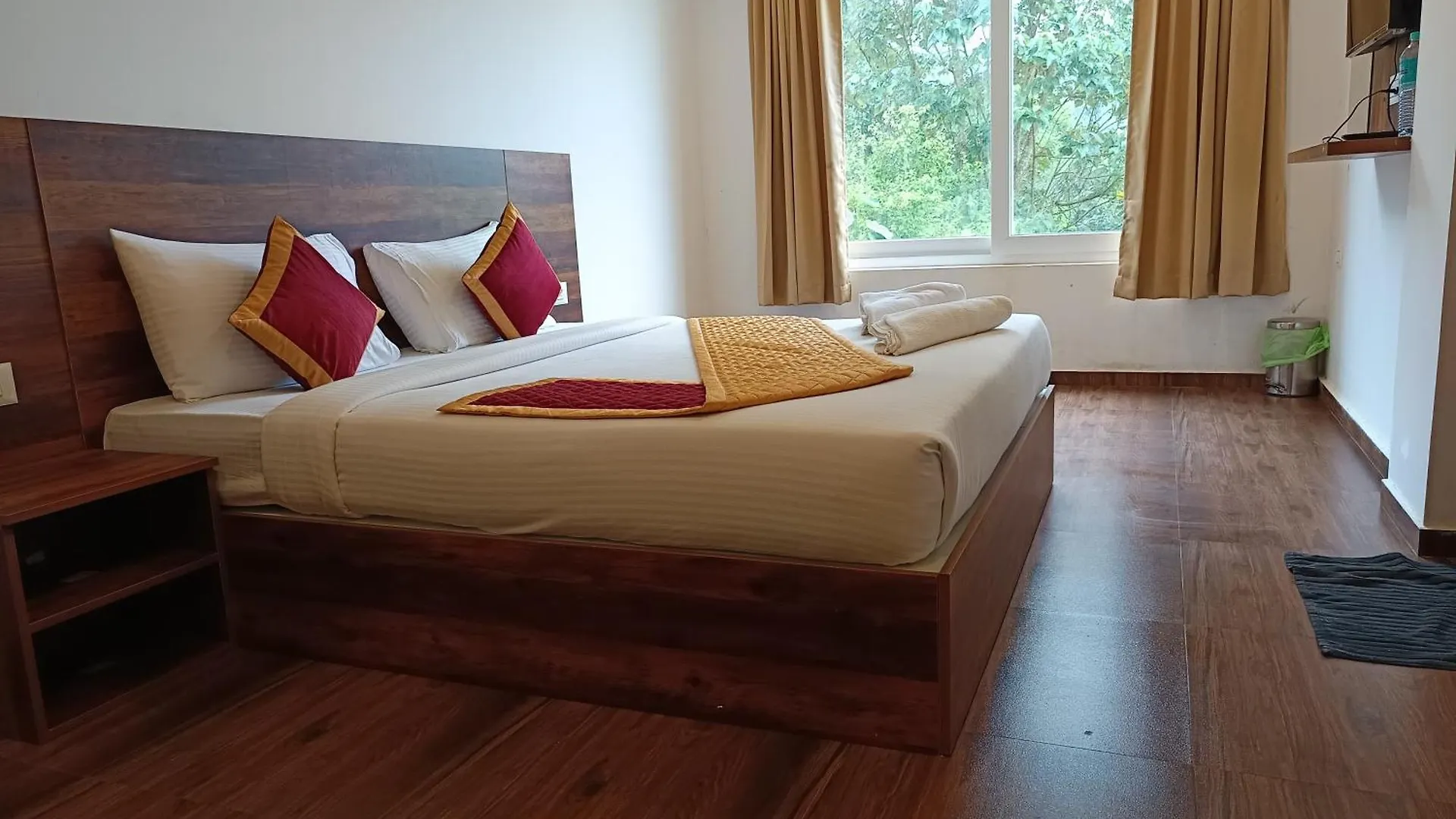 Elenji Revive Resort Munnar